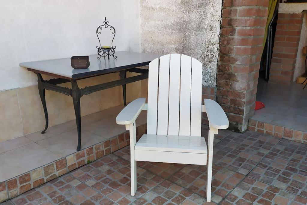 Shanti Ca' Casa Indipendente Con Giardino Lacchiarella Exteriör bild