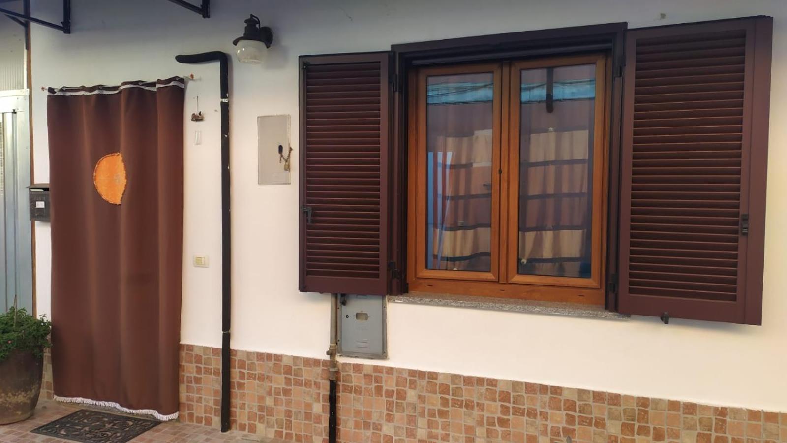 Shanti Ca' Casa Indipendente Con Giardino Lacchiarella Exteriör bild